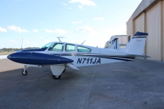 Beechcraft-Bonanza-F33